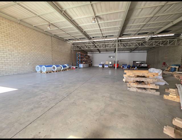 1,065M² WAREHOUSE TO LET IN CITY DEEP